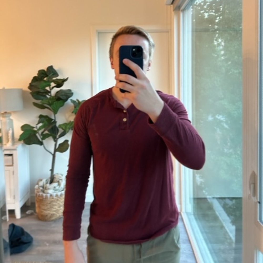 Goodfellow and Co Burgundy Henley